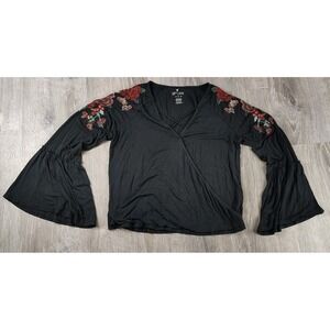 American Eagle Soft & Sexy Top Women M Black Embroidered Floral Long Sleeve Boho